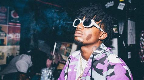 carti with glasses.